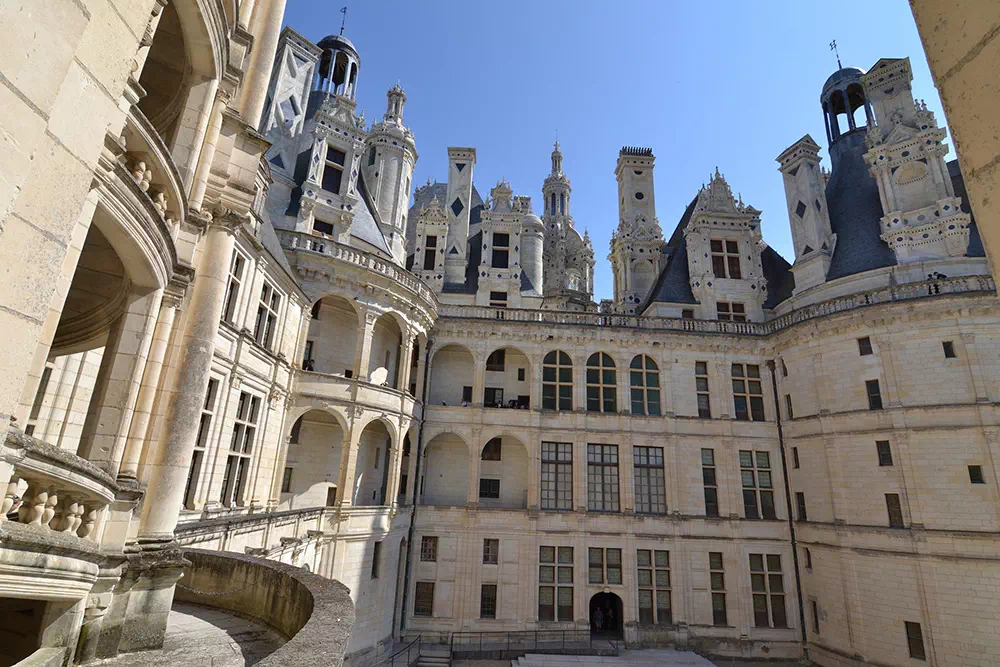 Cour du château de Chambord dans le Loir-et-Cher