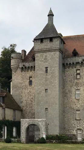 Château de Villemonteix dans la Creuse