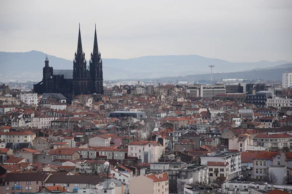 La cathédrale de Clermont-Ferrand dans le Puy-de-Dôme